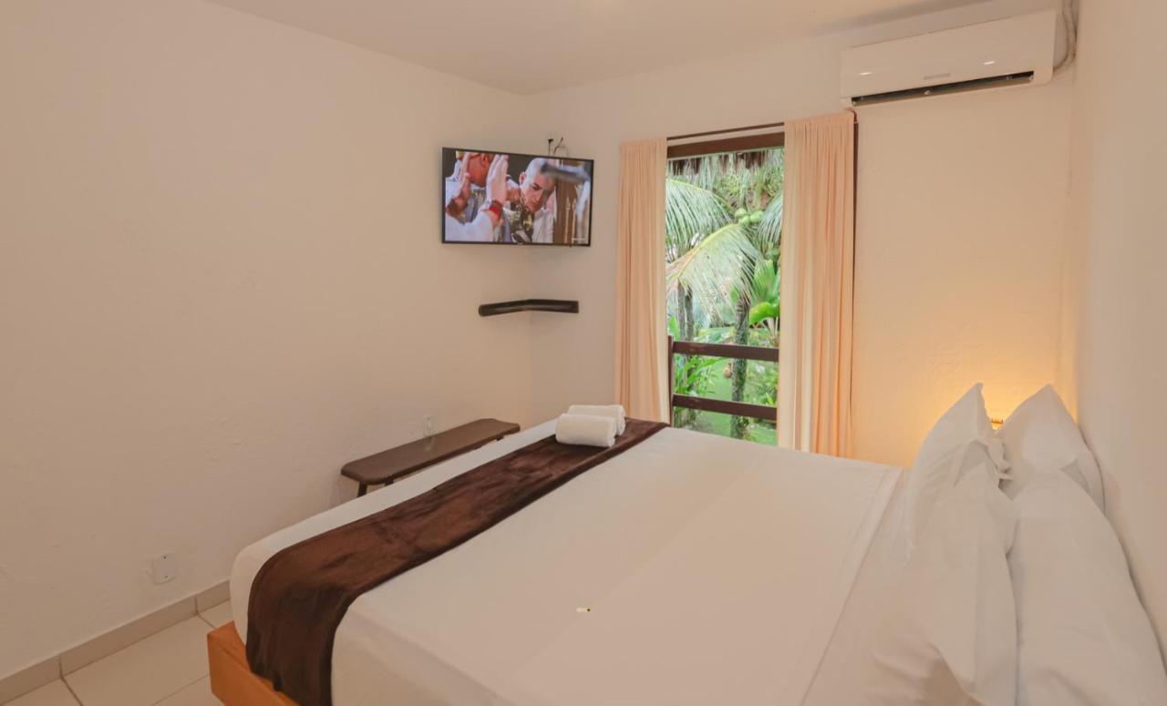 Superior Triple Room with Balcony and Pool View,1405893188:JPEG