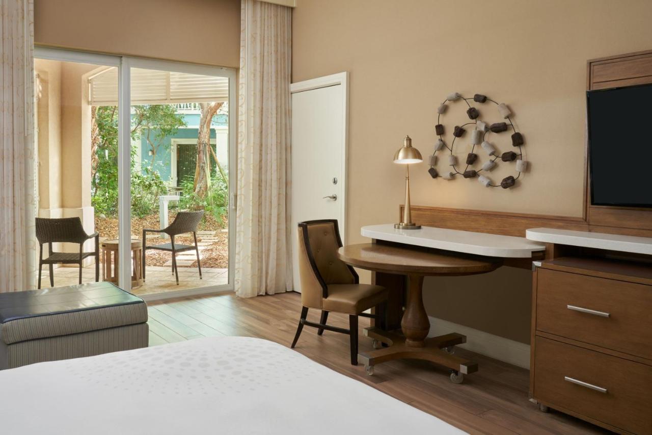 Resort View Room, Guest room, 1 King, Balcony,1413430664:JPEG