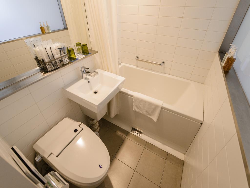 Standaard Tweepersoonskamer met 2 Aparte Bedden en Loft - Begane Grond - Rookvrij