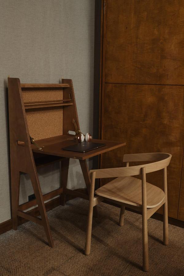 Deluxe Double Room with Bath,1412169806:JPEG