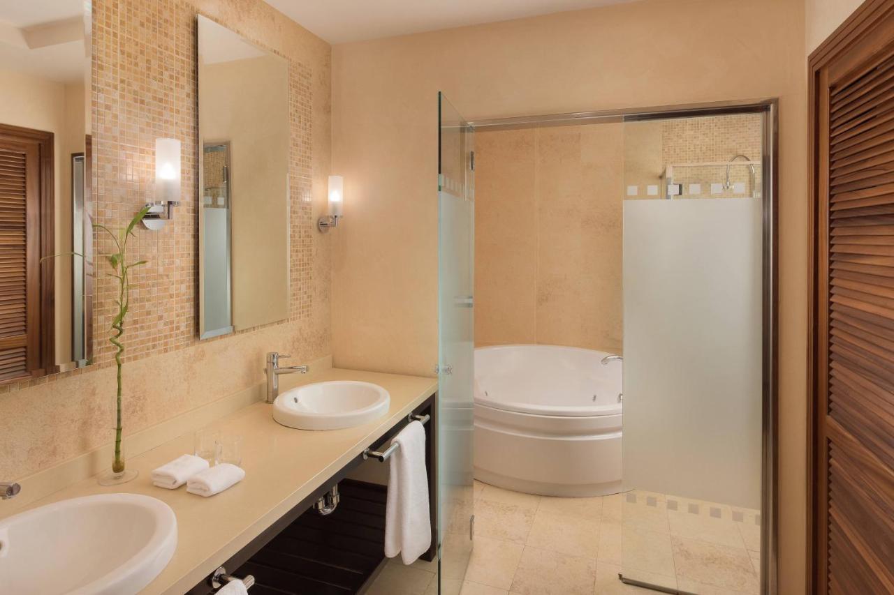 Suite Junior Premium con vistas al jardín