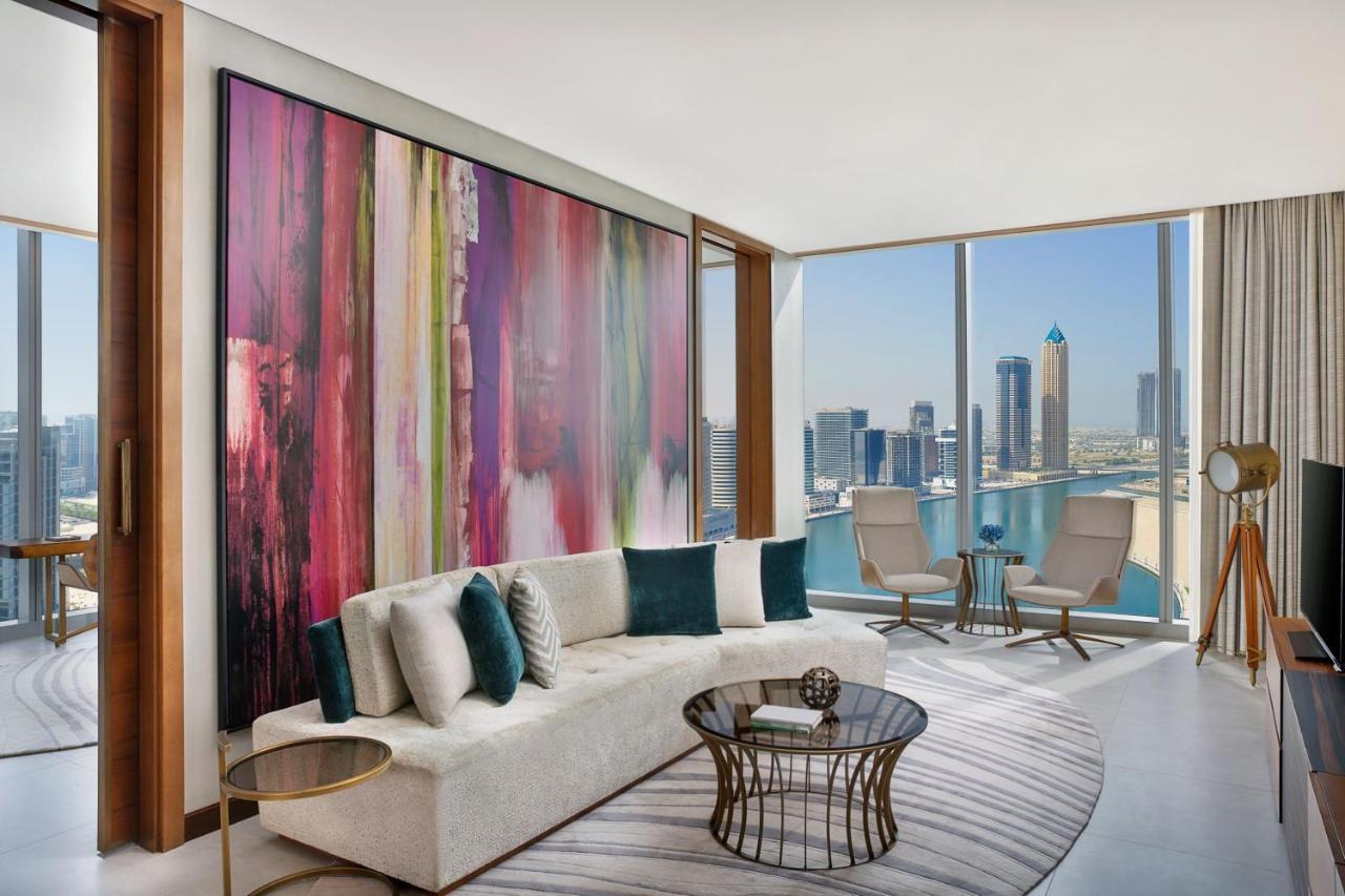 St Regis King Suite with Canal View  including Signature St. Regis Butler Service,1419291000:JPEG