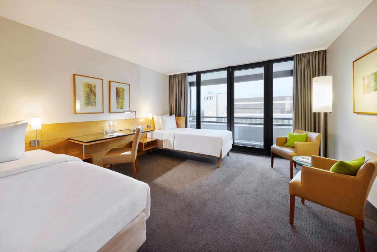 Twin Room,1420528395:JPEG