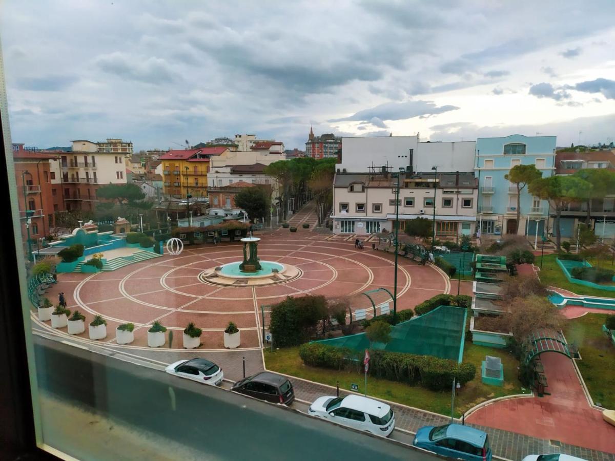 Triple Room with Balcony,1420758012:JPEG