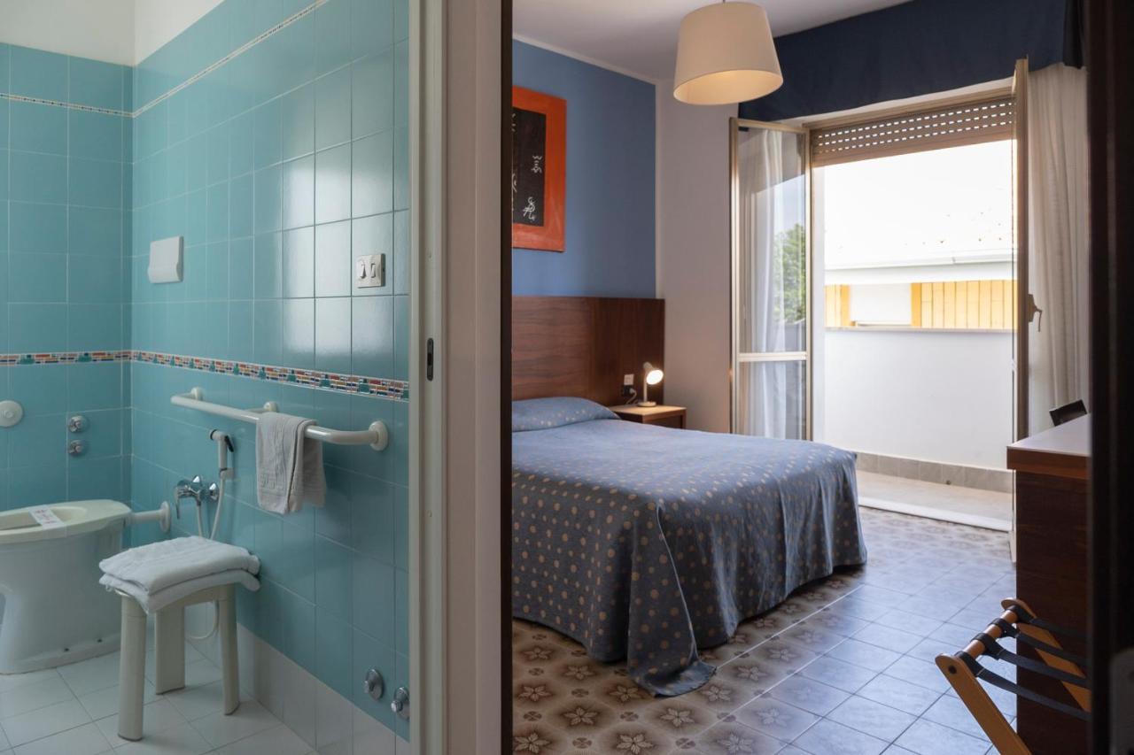 Double Room - Disability Access,1421503959:JPEG