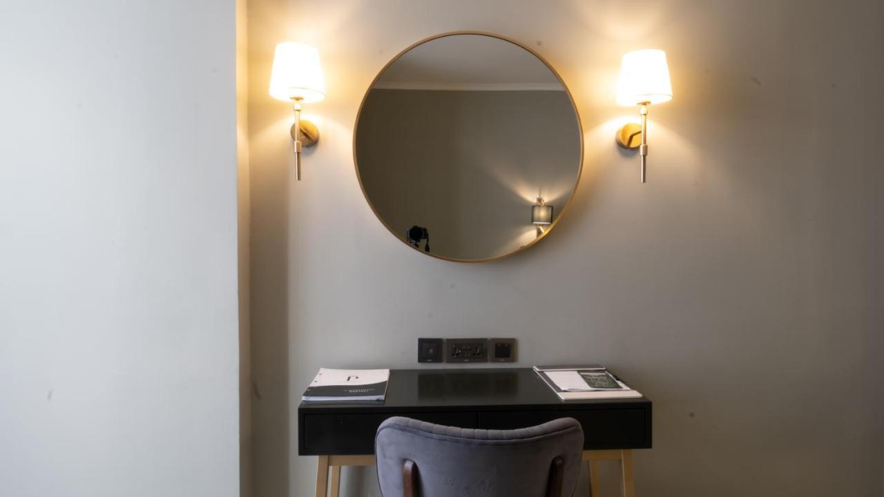 Junior Suite,1425163230:JPEG