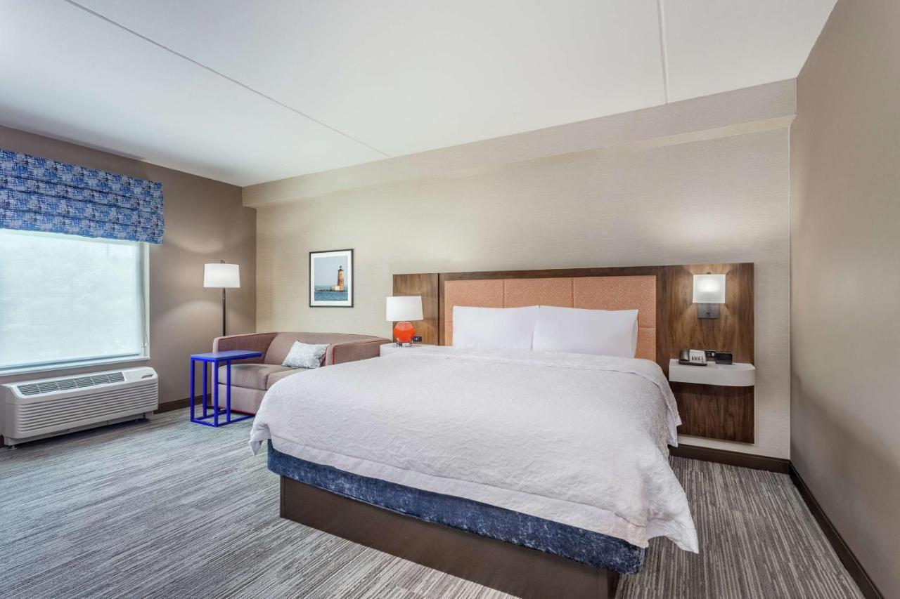 King Room with Sofa Bed