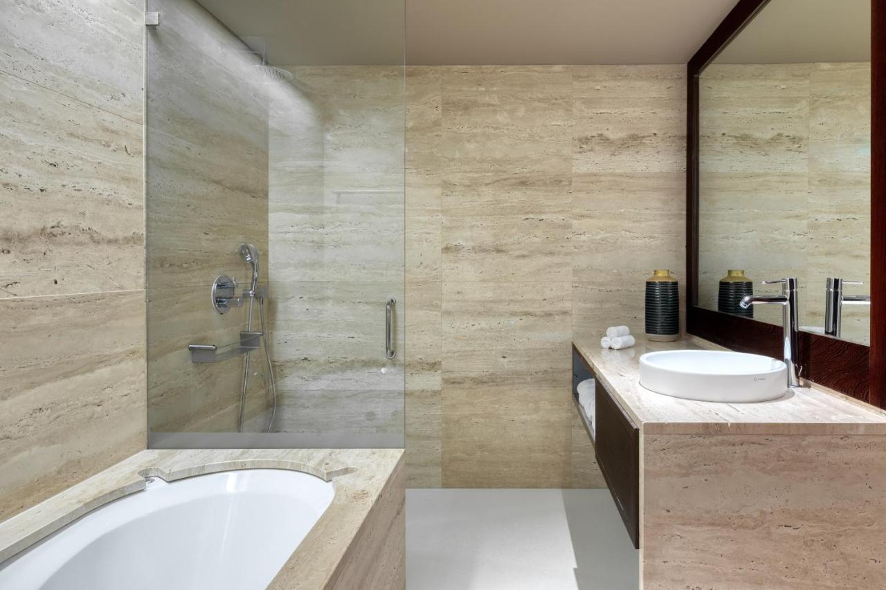 Absolute Family 2 Bedroom Suite Double,1557043351:JPEG