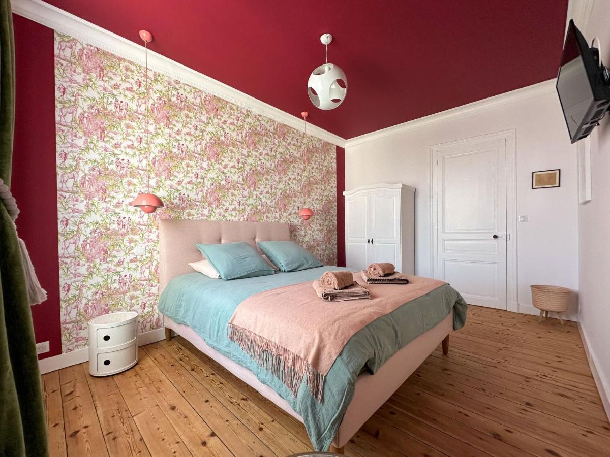 Chambre Lit Queen-Size - Vue sur Jardin
