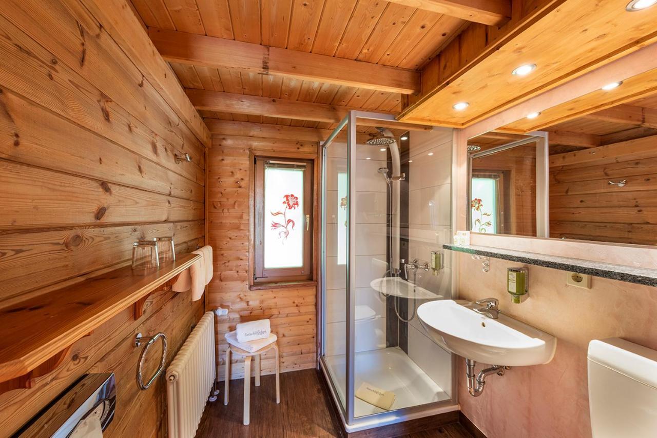 Chalet mit Gartenblick