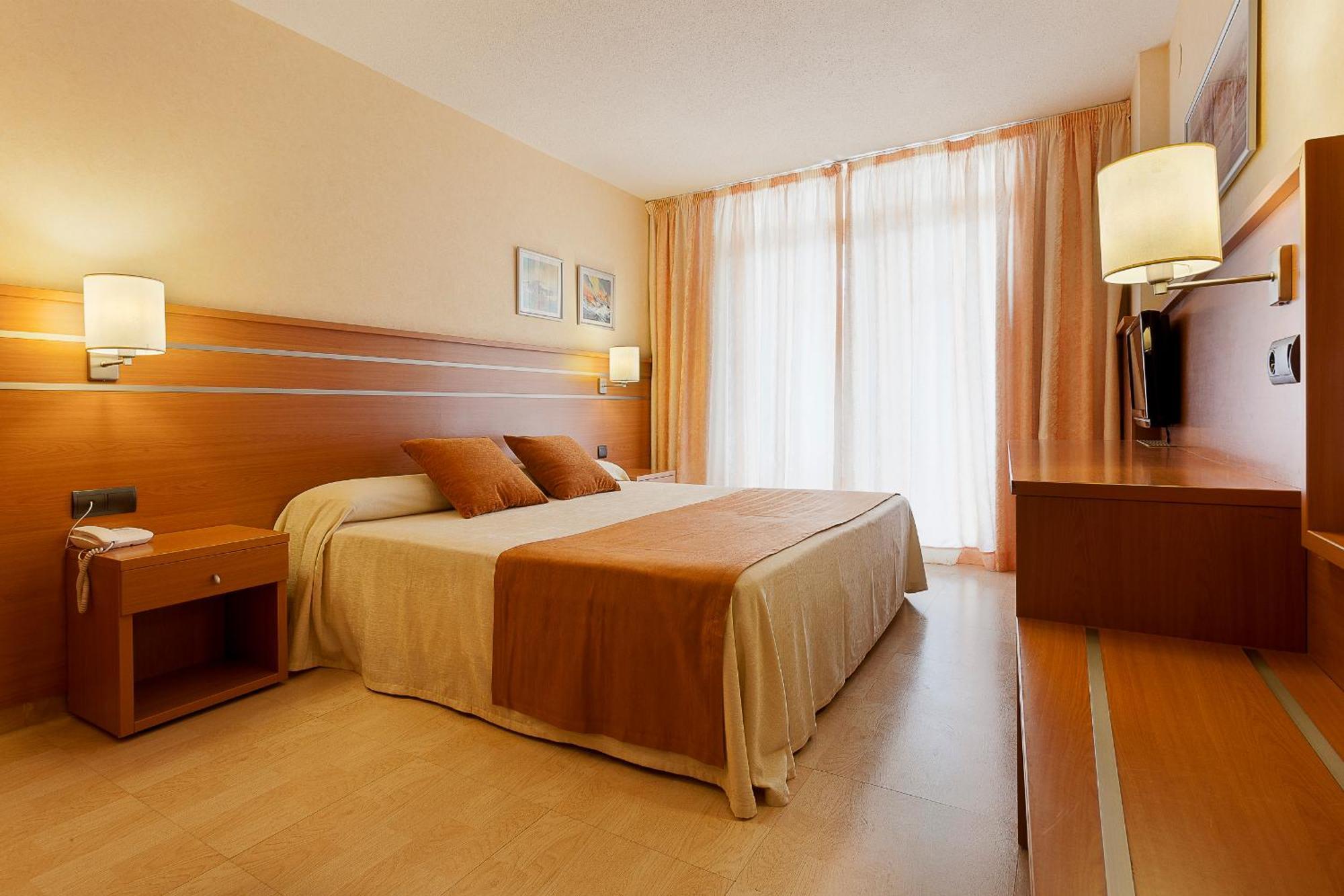 Double Room,1580148879:JPEG