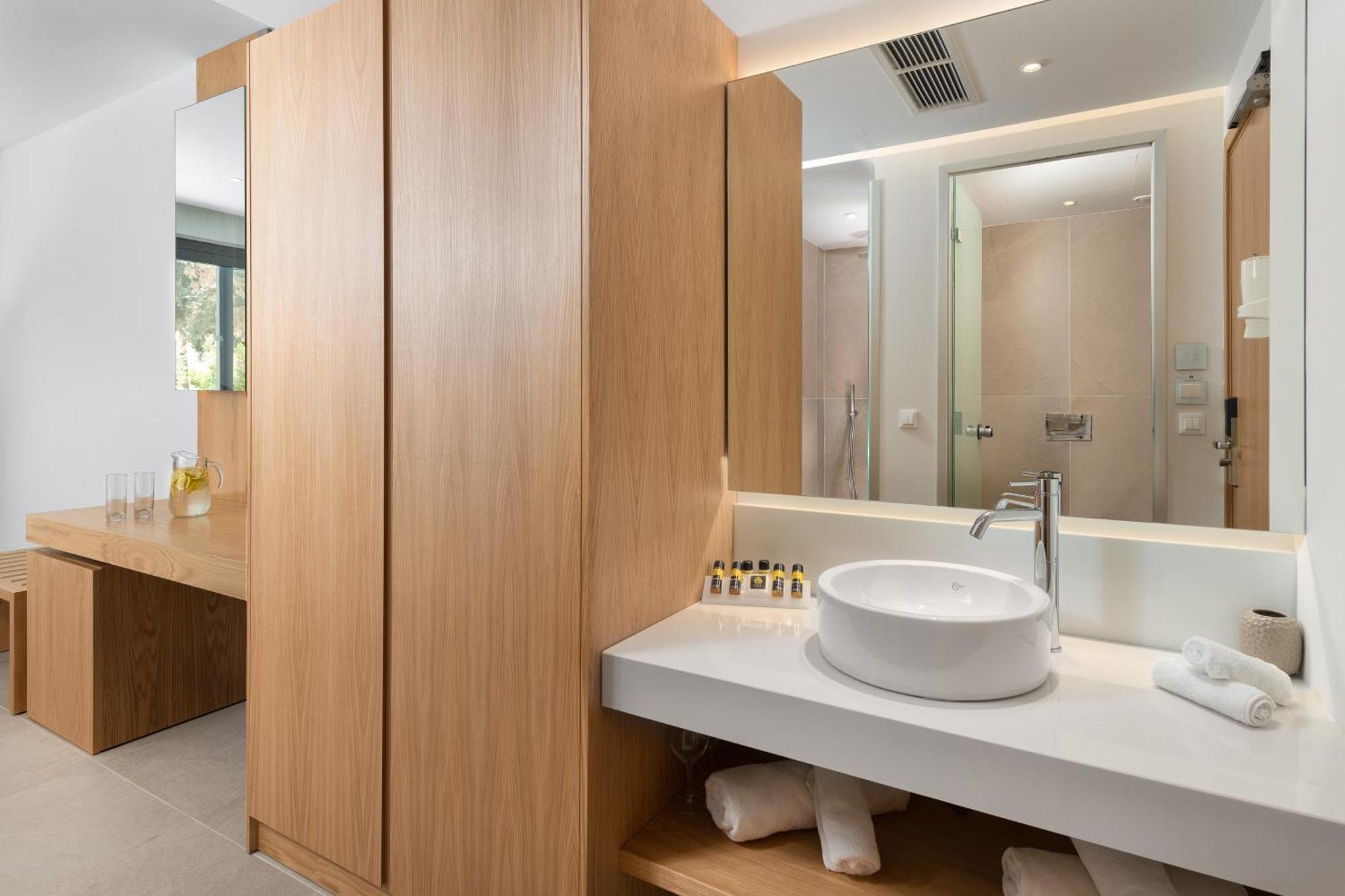 Chambre Double ou Lits Jumeaux Deluxe - Vue sur Mer