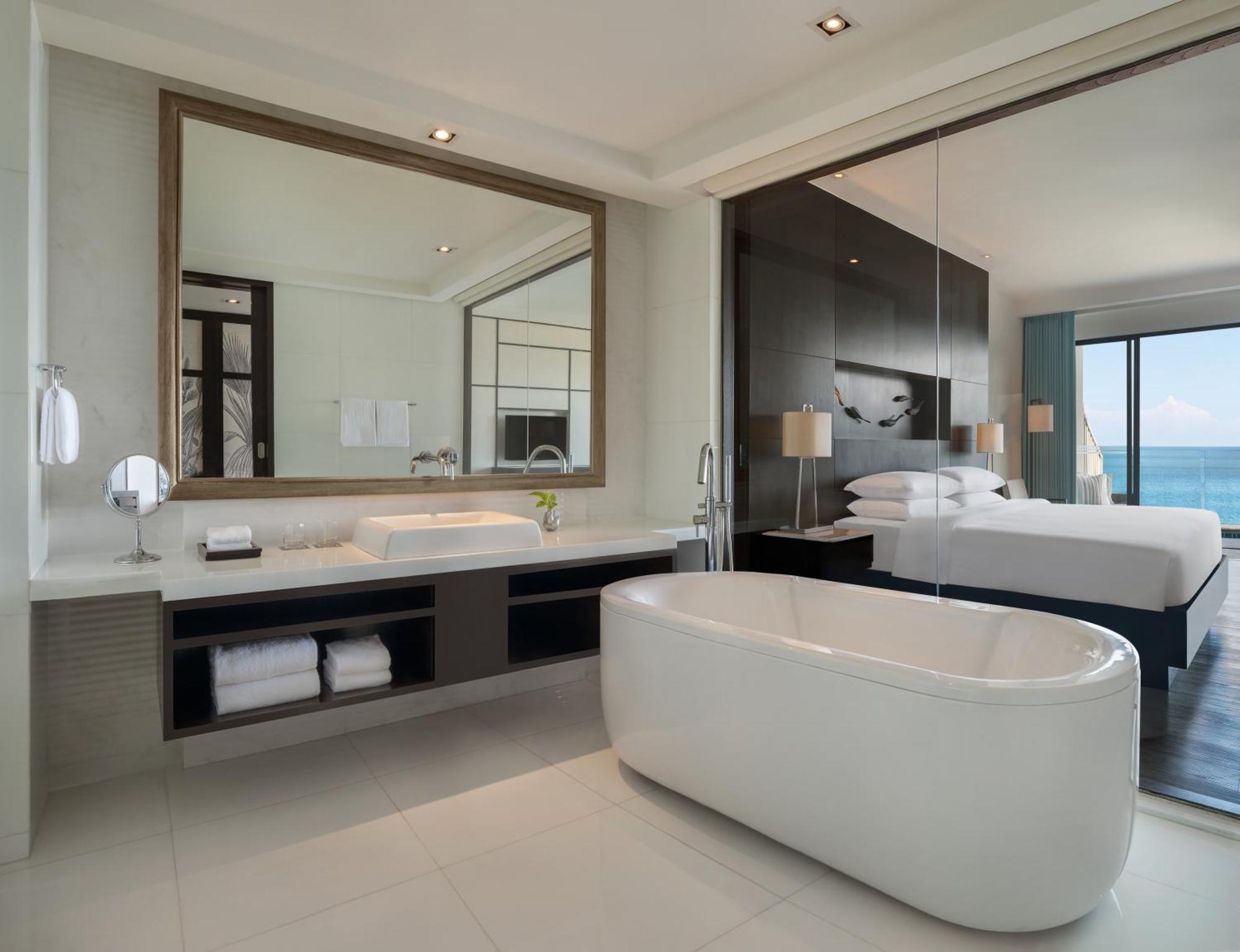 King Room Plunge Pool