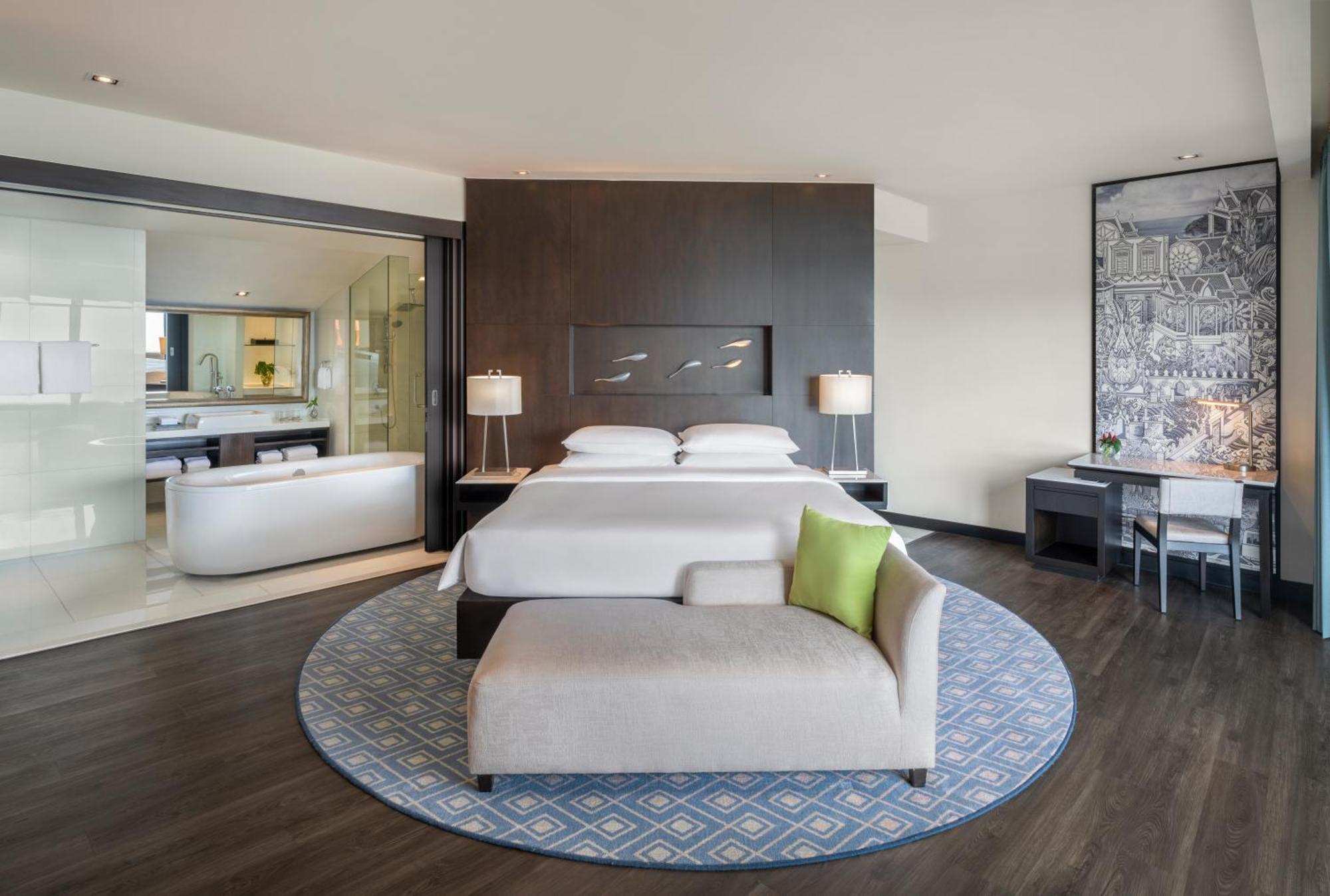 King Room Ocean View Club Access