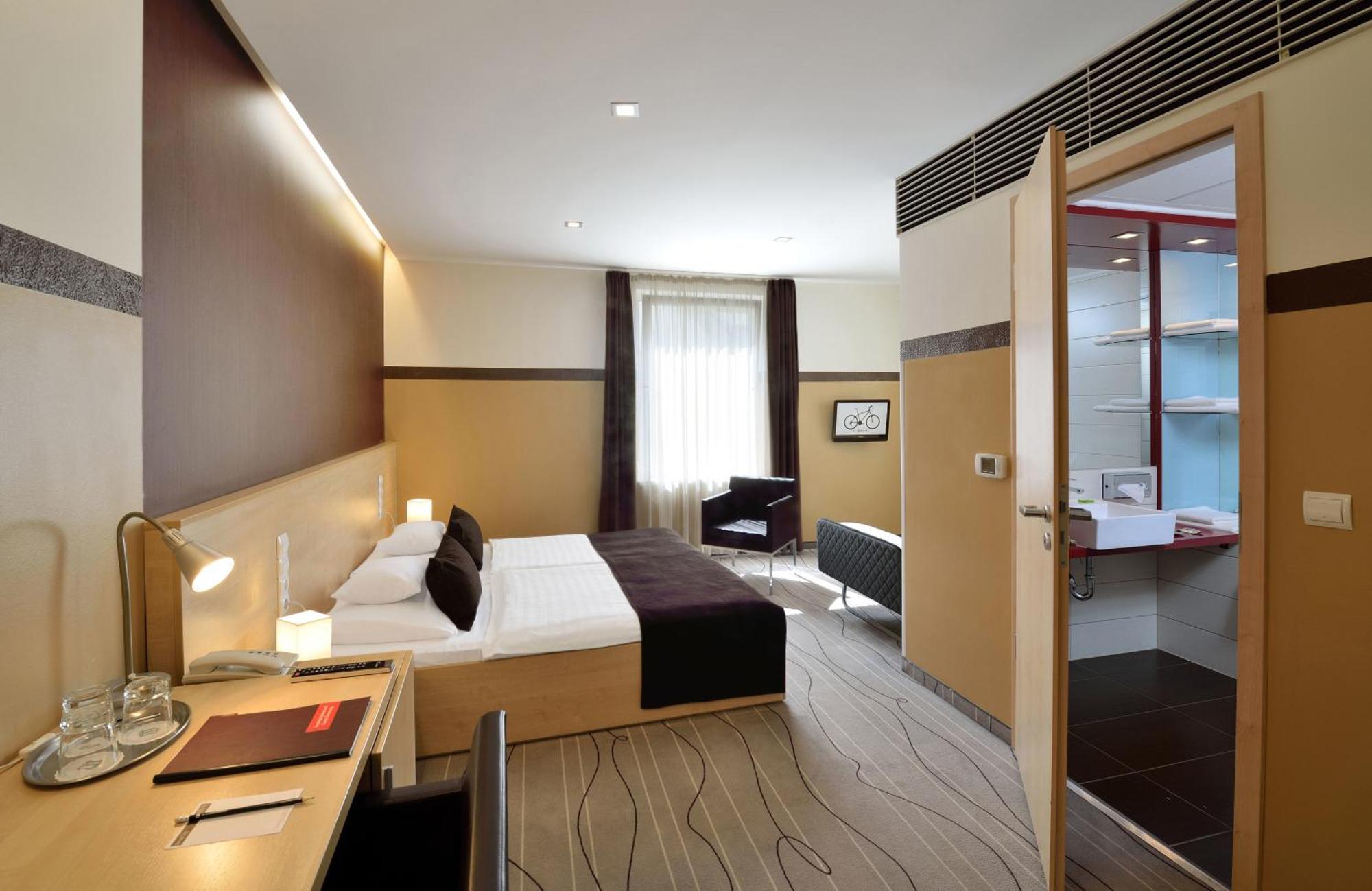 Double Room Extra Bed,1433719561:JPEG