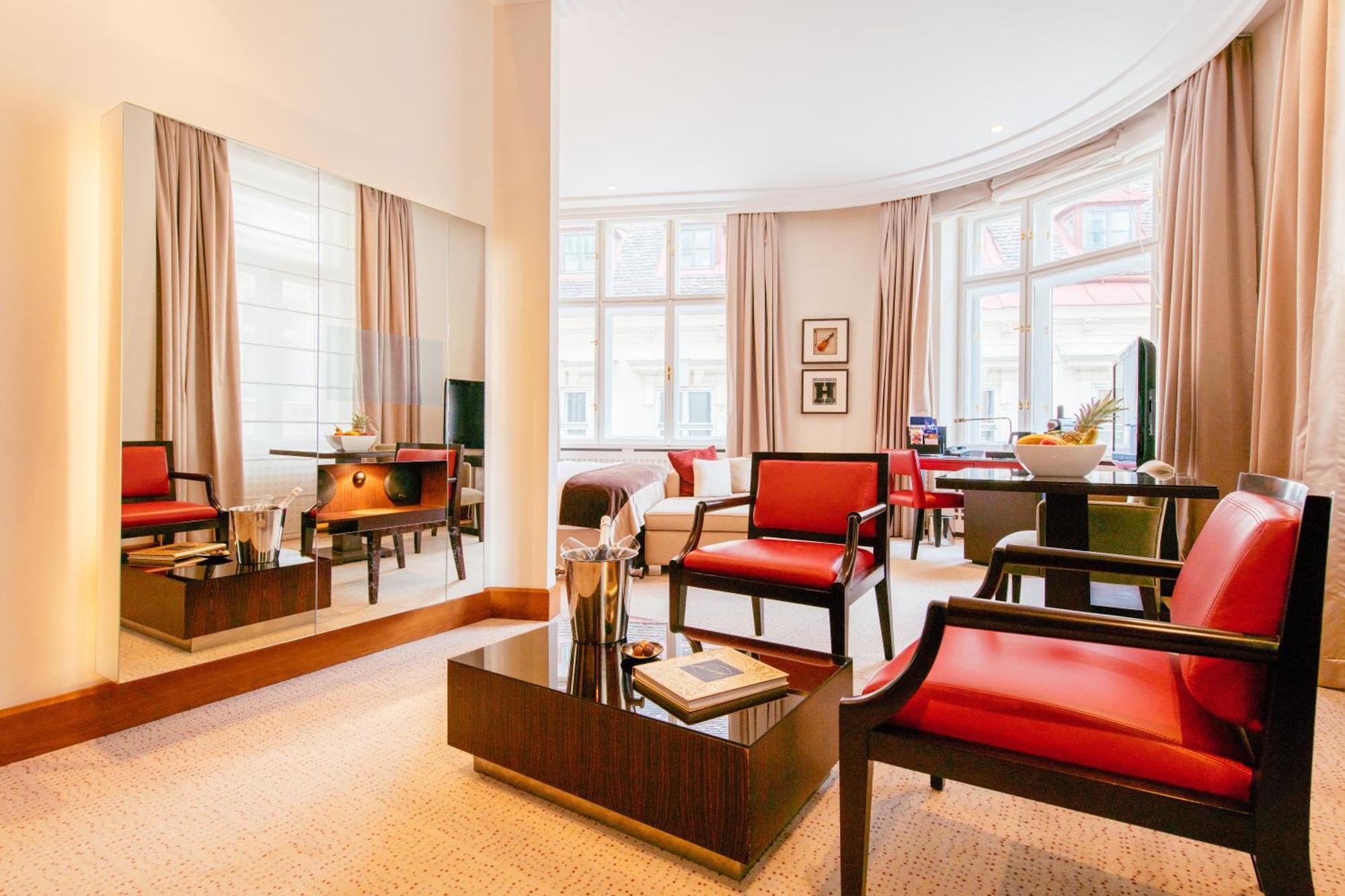 Junior Suite,1434007594:JPEG