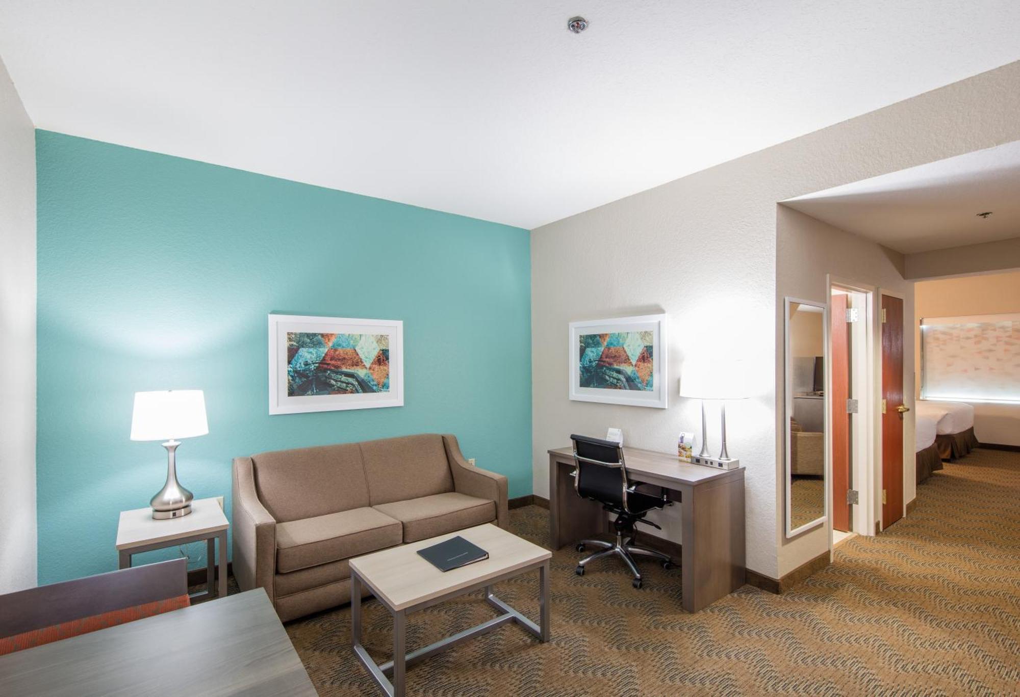 Double Suite,1435263328:JPEG