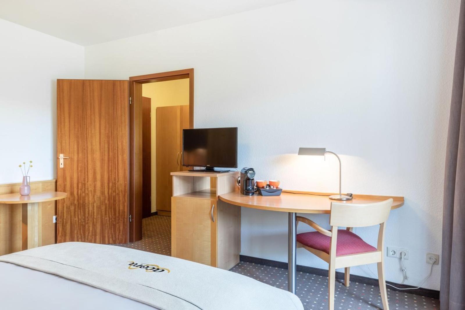 Superior Single Room,1707889411:JPEG