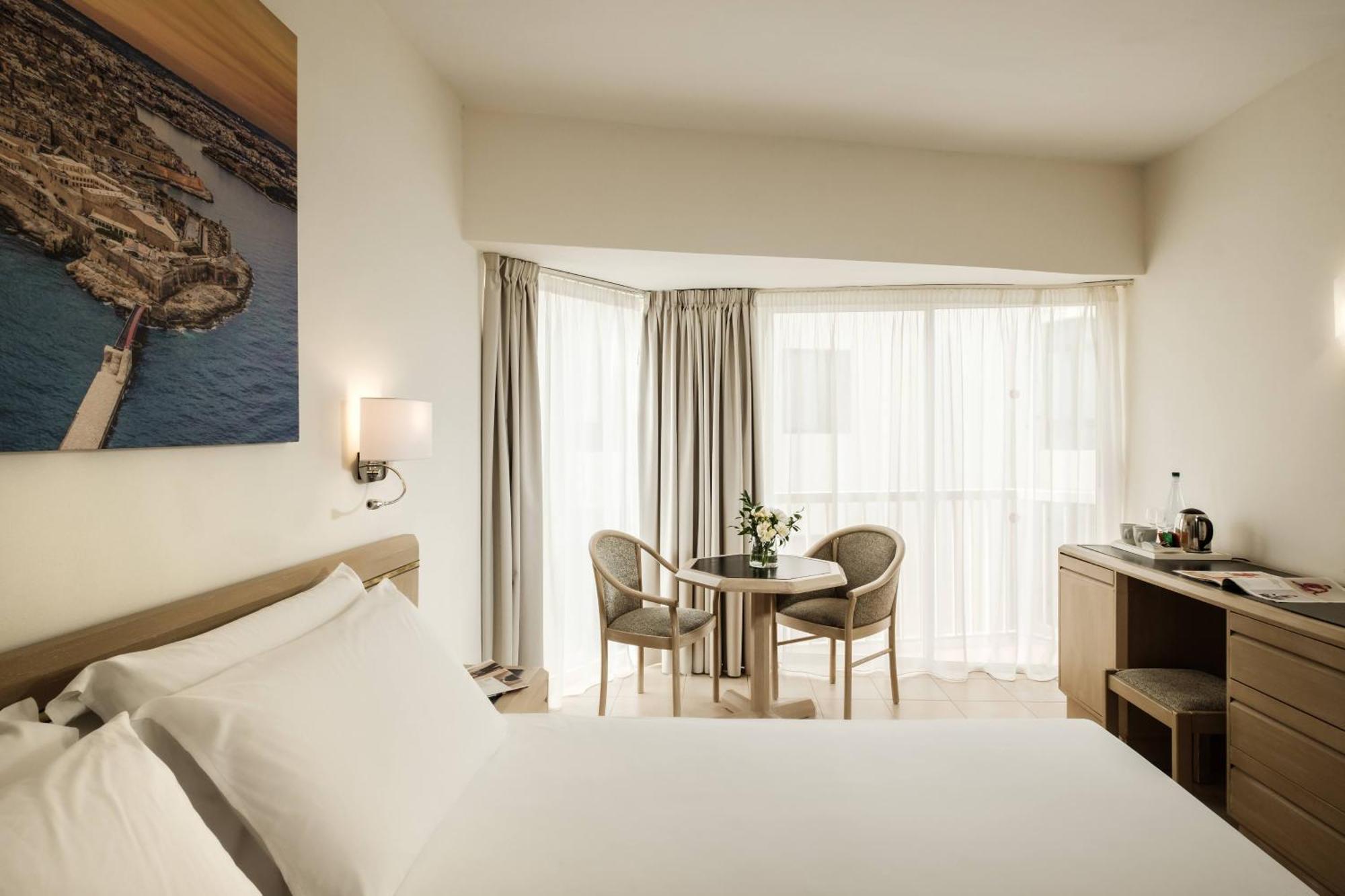 Standard Double or Twin Room,1435587343:JPEG