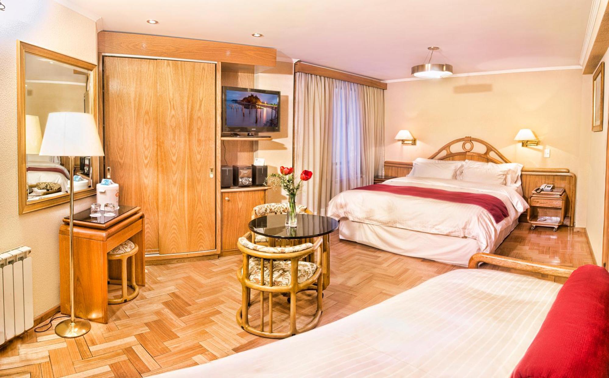 Junior Suite,1435977037:JPEG