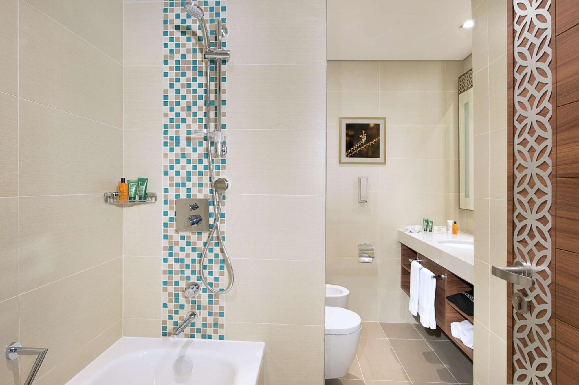 One-Bedroom King Suite,1552683985:JPEG