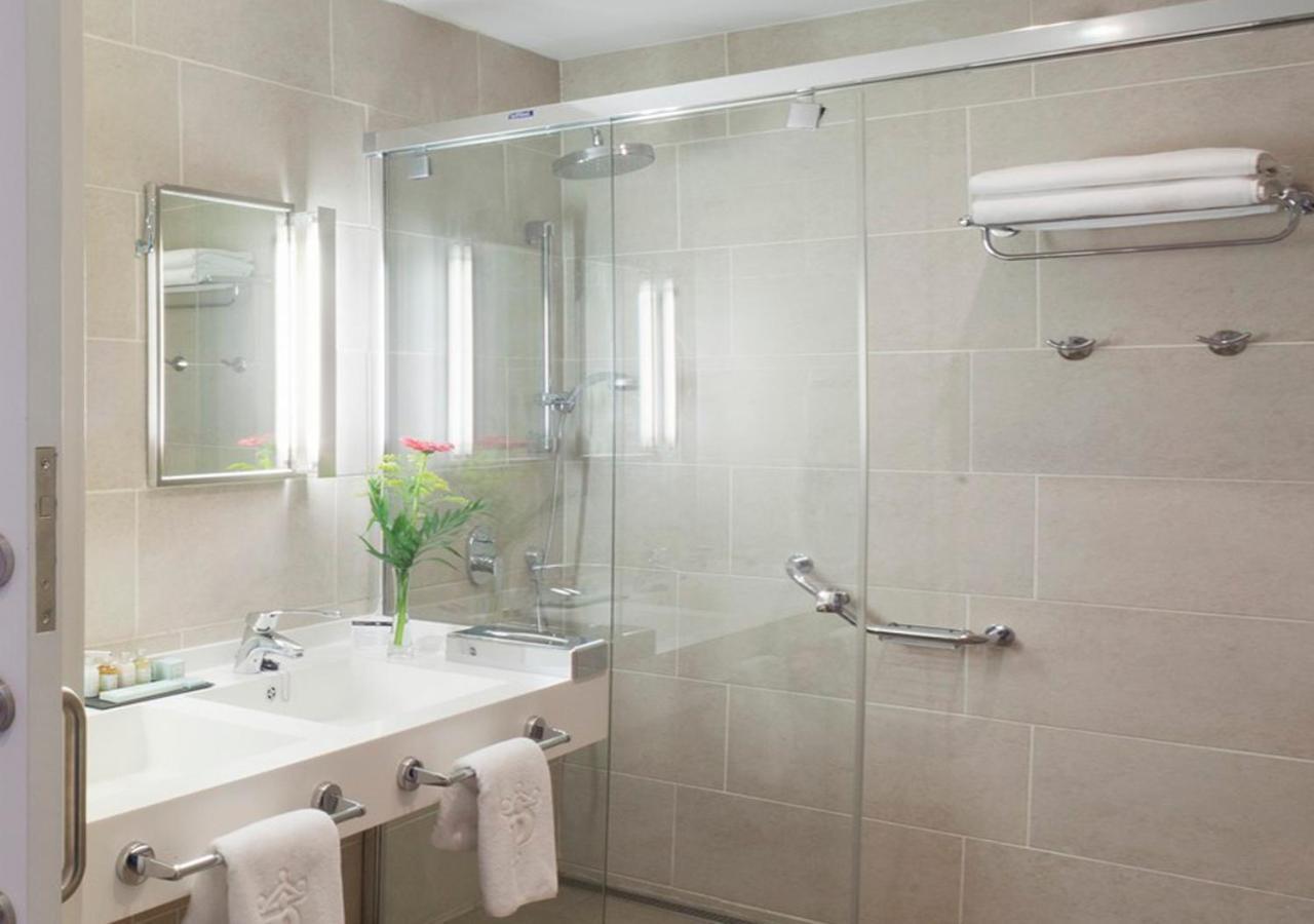 Habitación Doble Estándar (2 adultos + 1 niño)