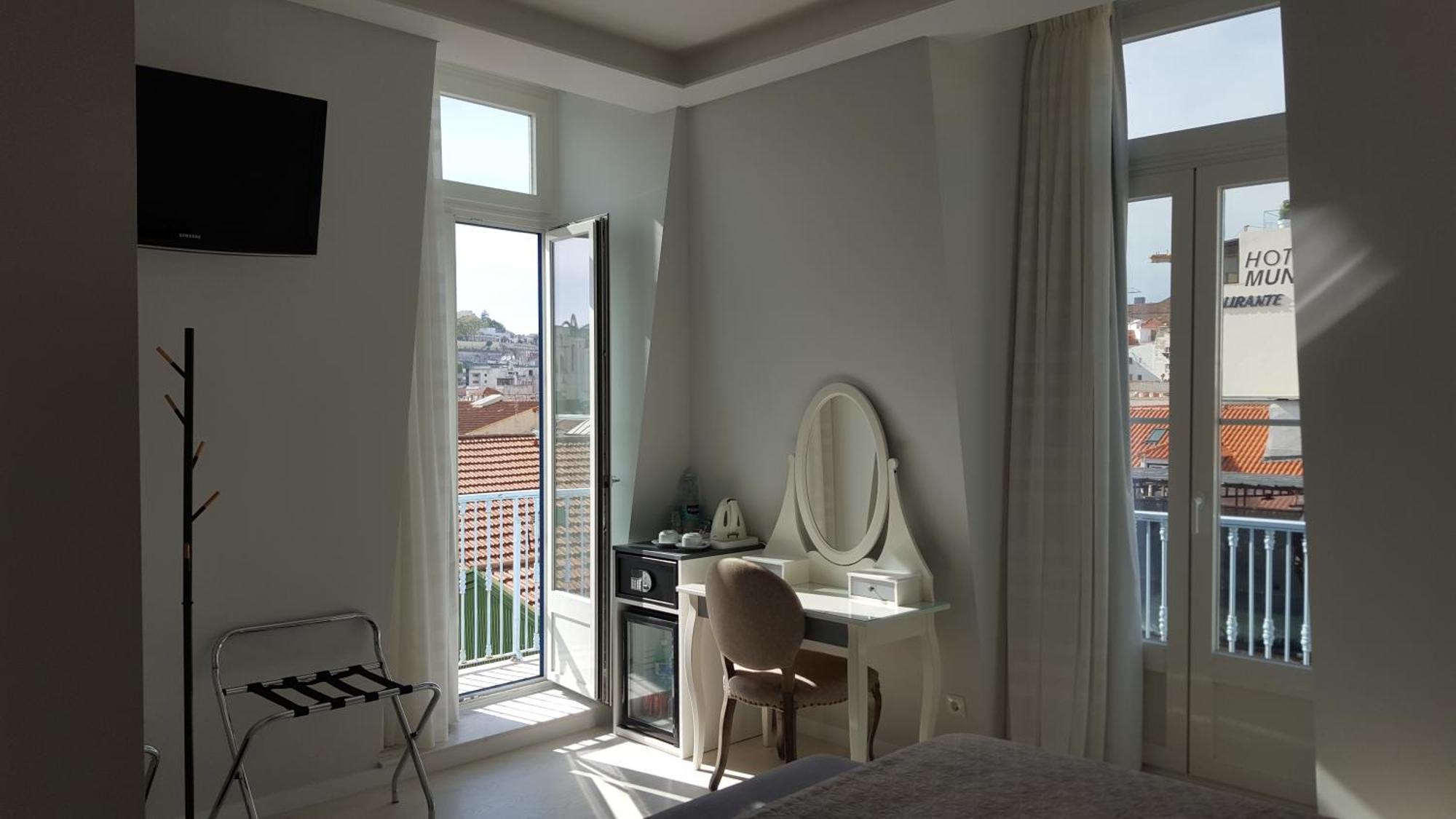 Superior Double Room City View,1516374883:JPEG