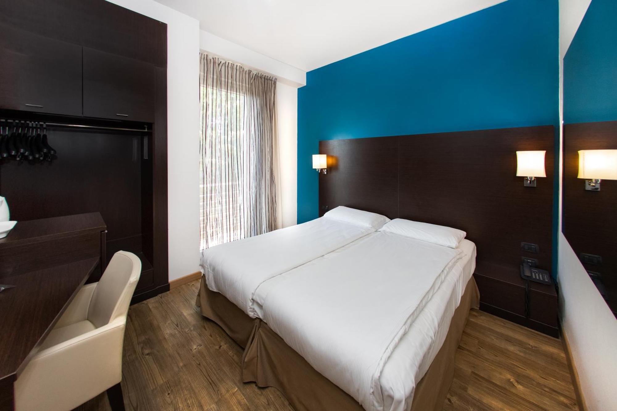 Double Room,1437818206:JPEG