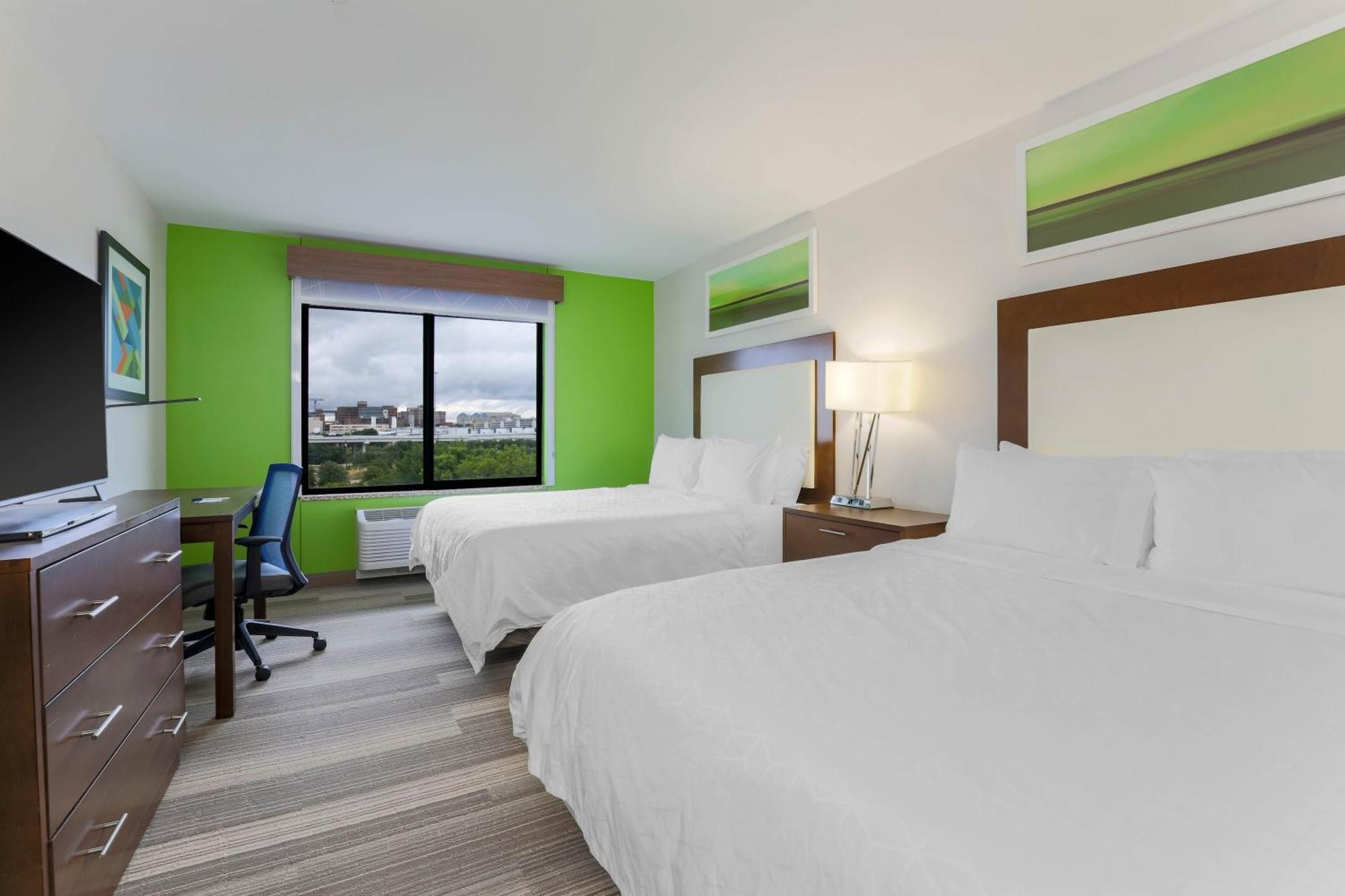 Standard Queen Room with Two Queen Beds and Premium View