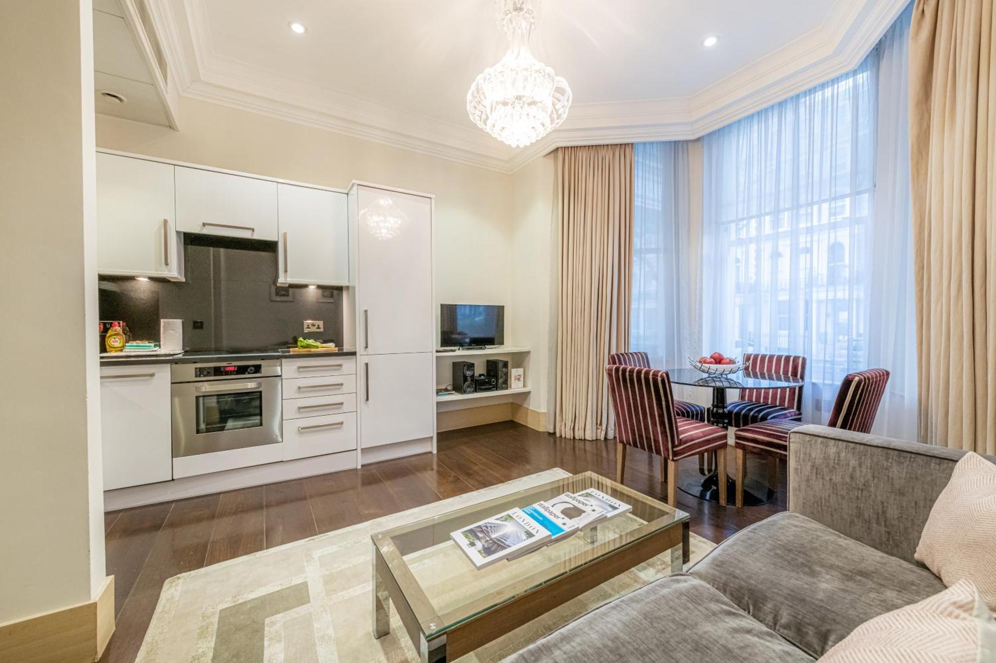 Superior One-Bedroom Apartment