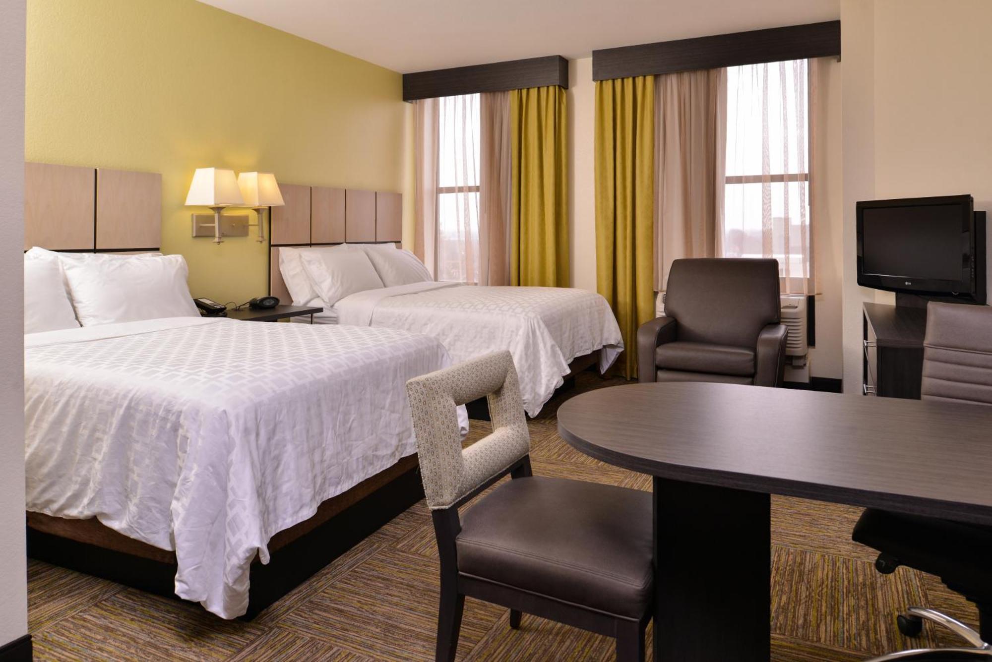 Studio Suite with Two Double Beds