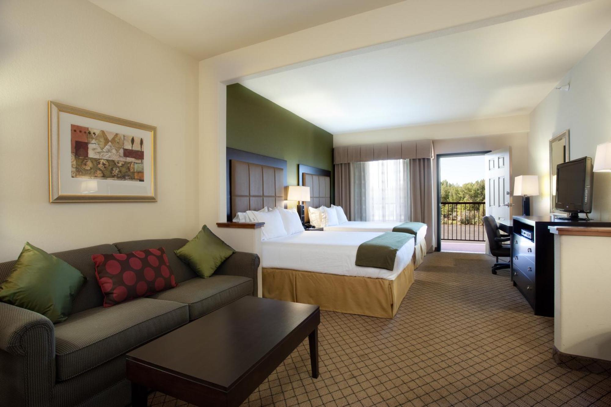 King Suite with Sofa Bed and Living Area
