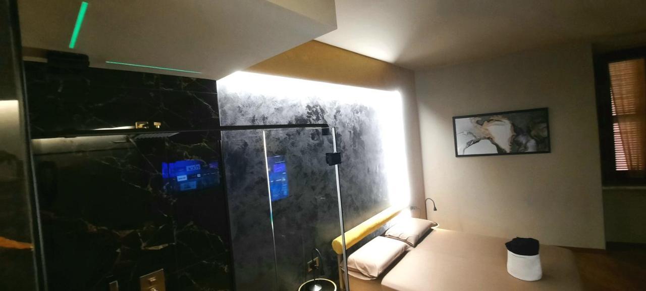 Deluxe Double Room,1469622920:JPEG