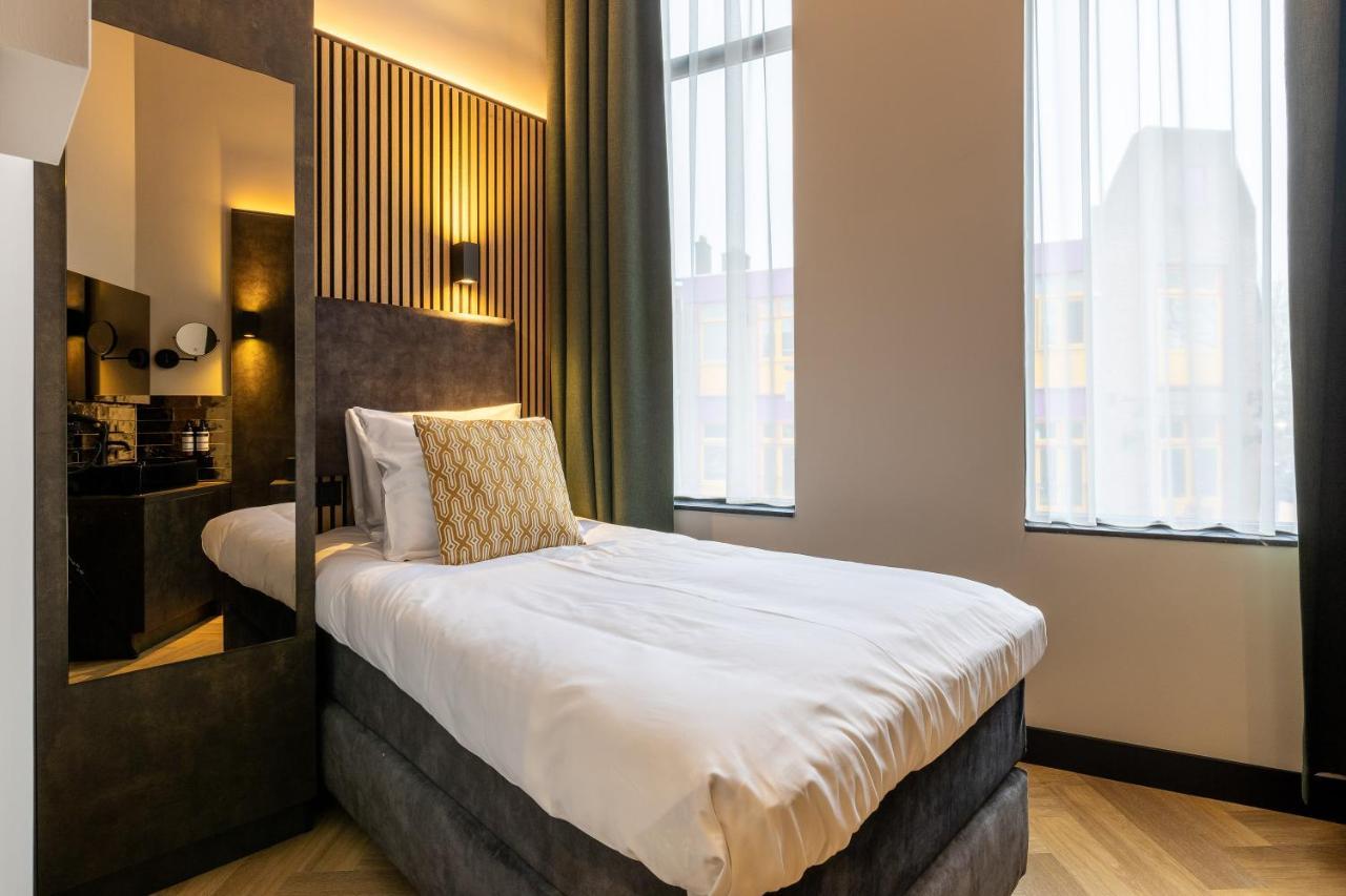 Single Room,1469652056:JPEG