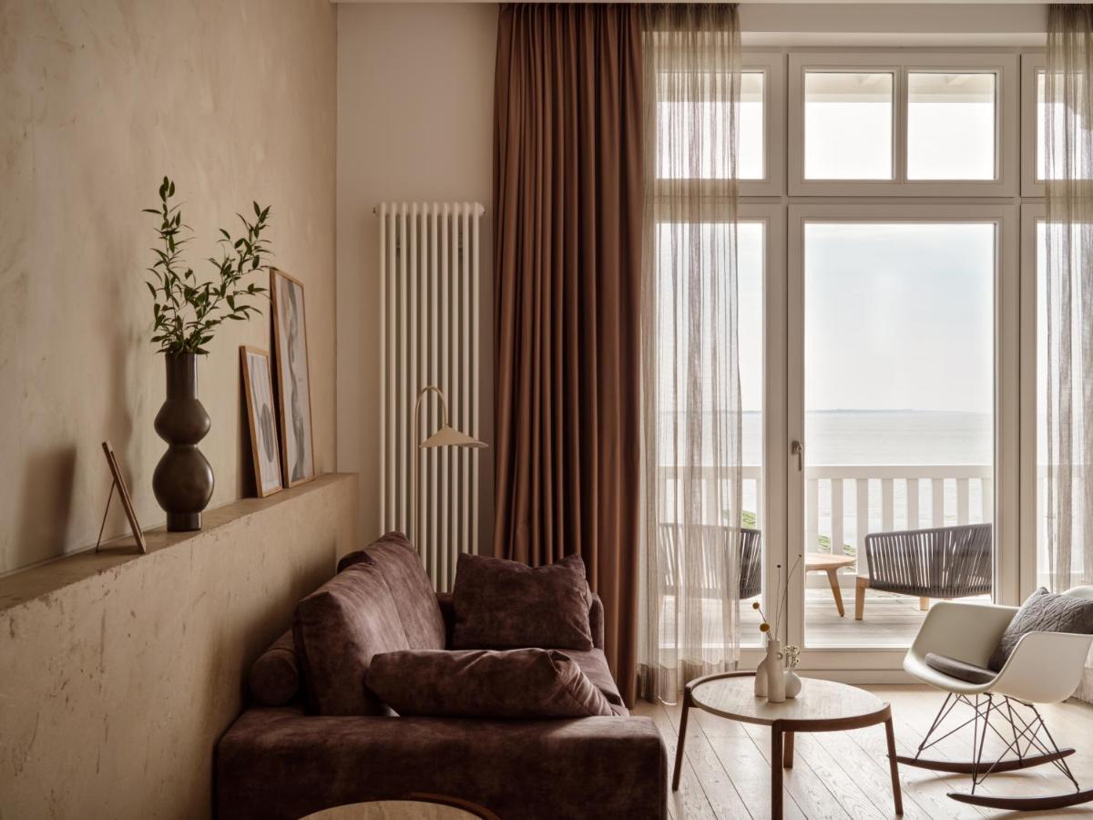 Deluxe Double Room with Balcony and Sea View,1470060239:JPEG