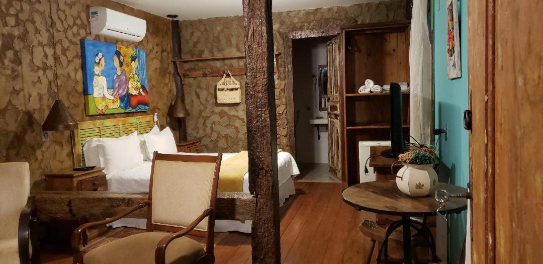 Quarto com Cama Queen-size