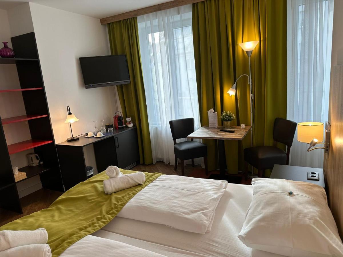Standard Double Room,1486280587:JPEG