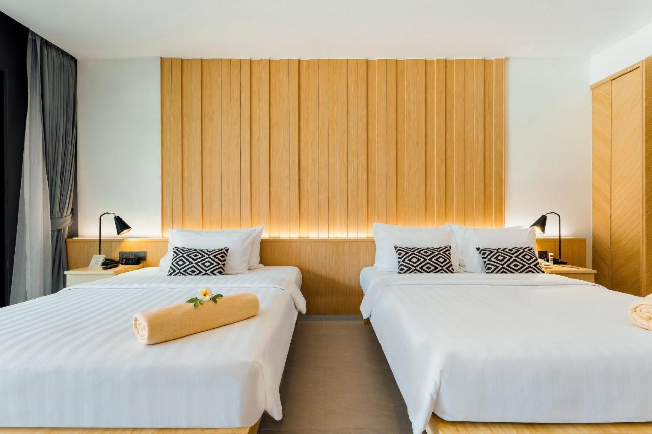 Deluxe Queen Oasis Room Two Queen Beds