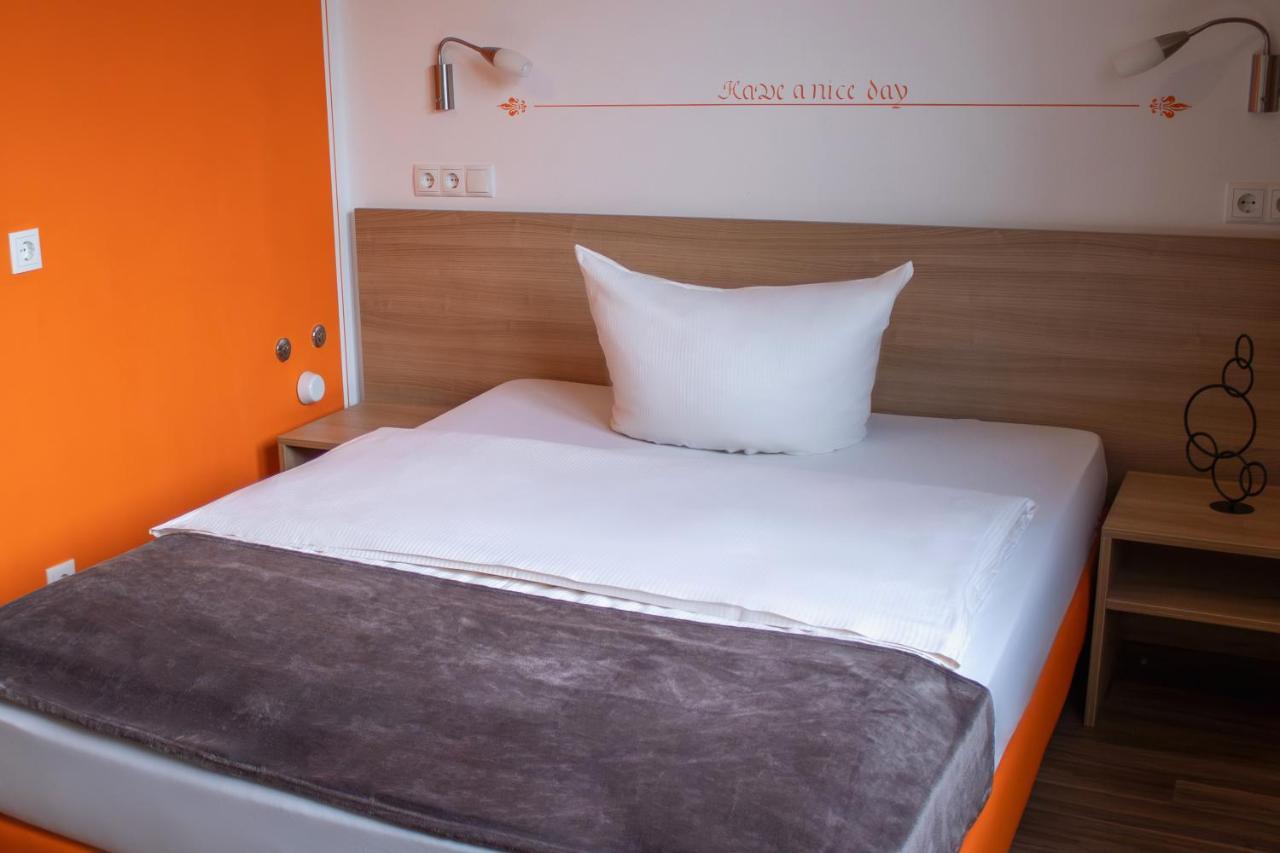 Standard Double Room,1498511266:JPEG