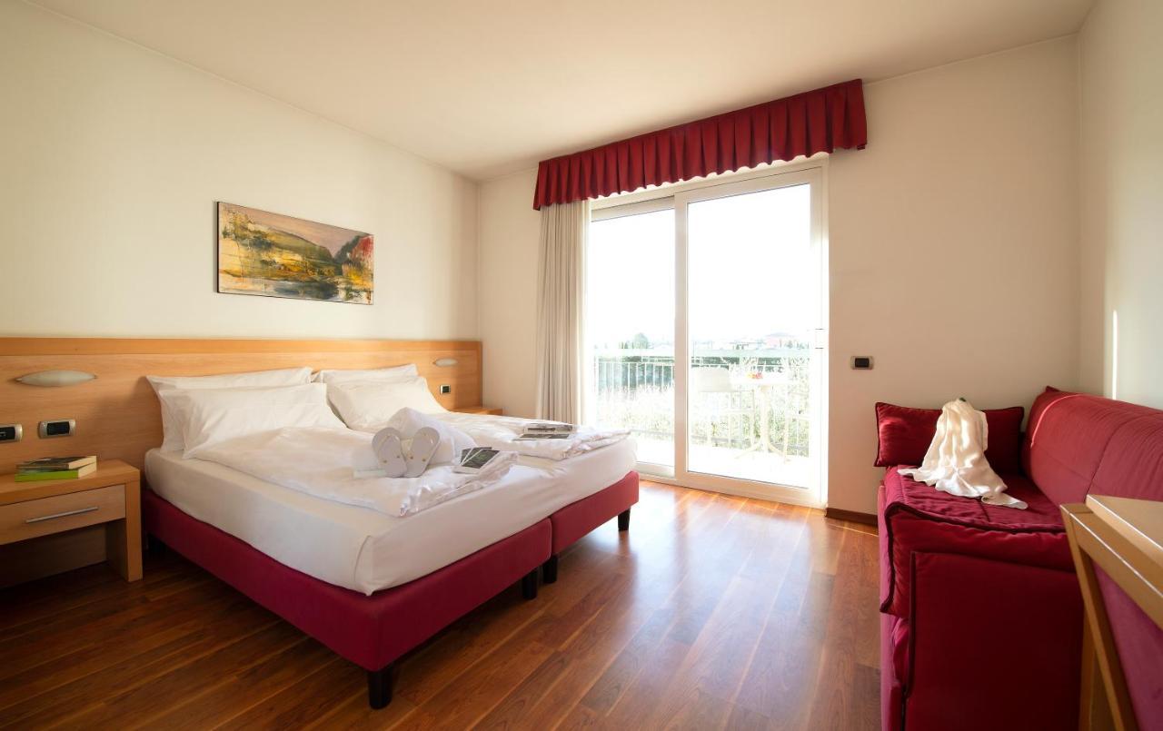 Standard Triple Room,1588077712:JPEG