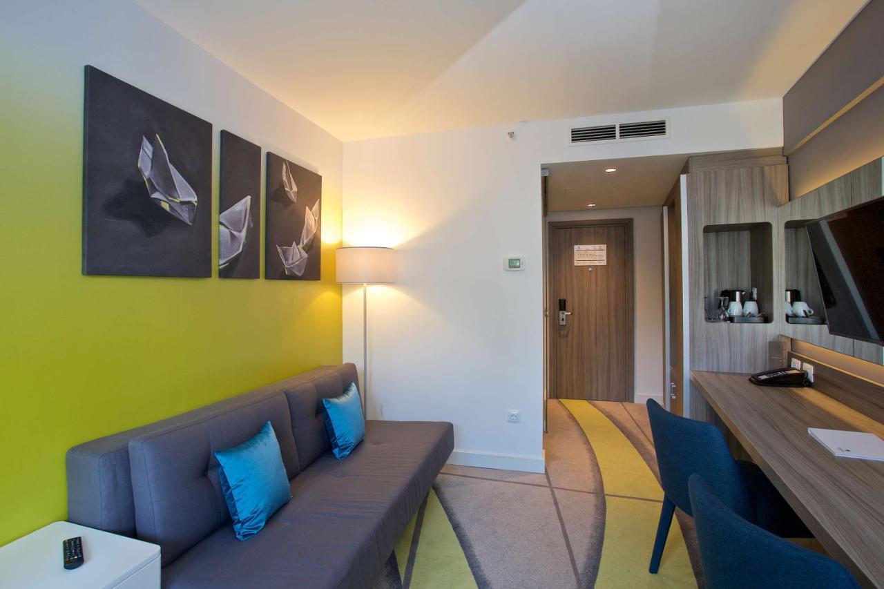 Suite con 1 Camera da Letto e Balcone