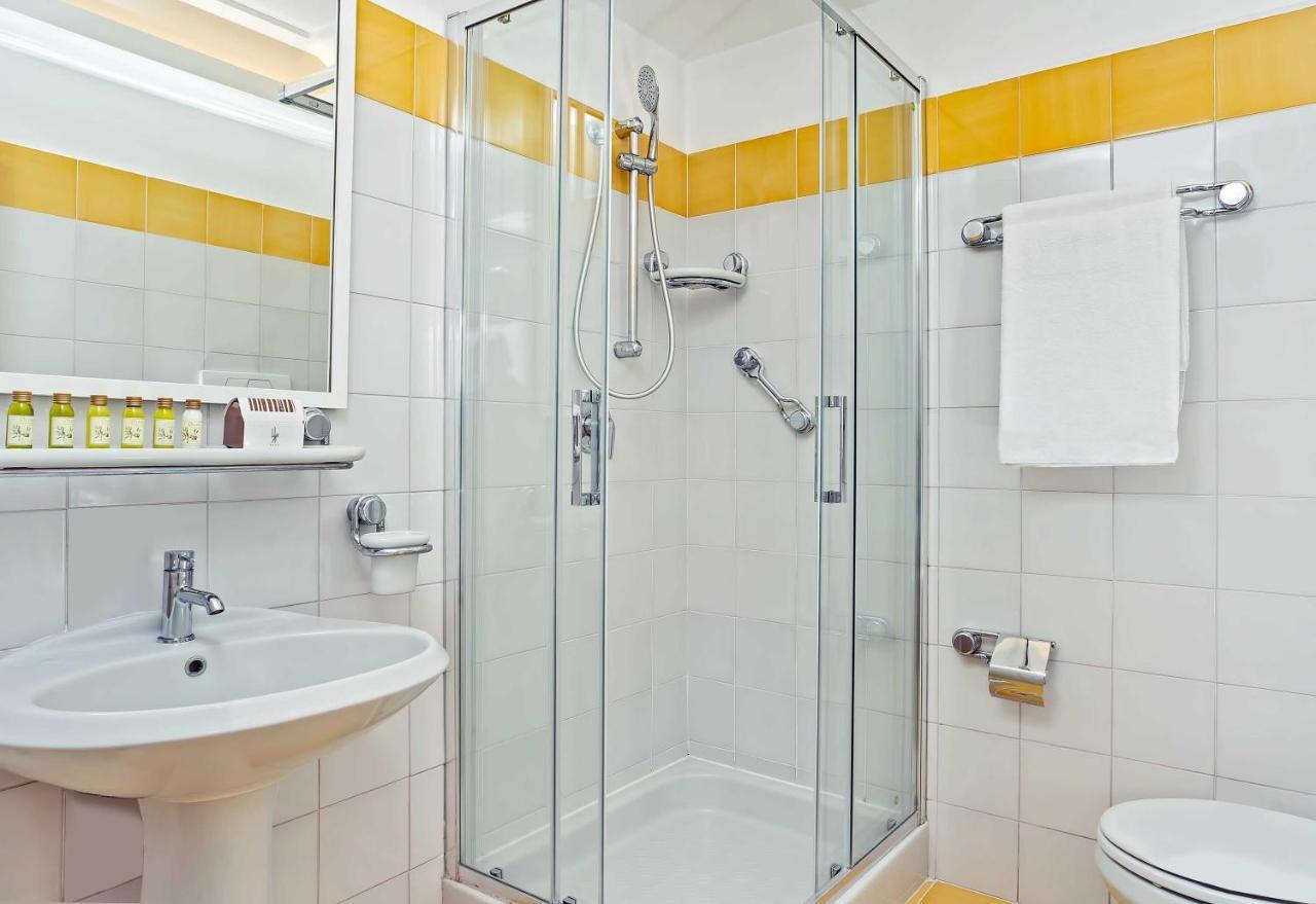 Economy Double or Twin Room