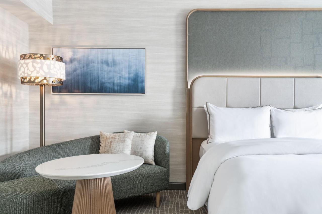 Premium, Guest room, 2 Double, City view