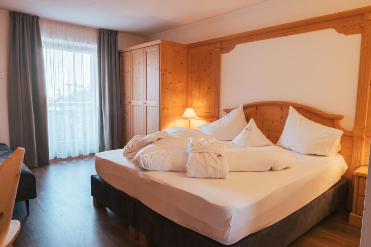 Standard Double Room,1588125554:JPEG
