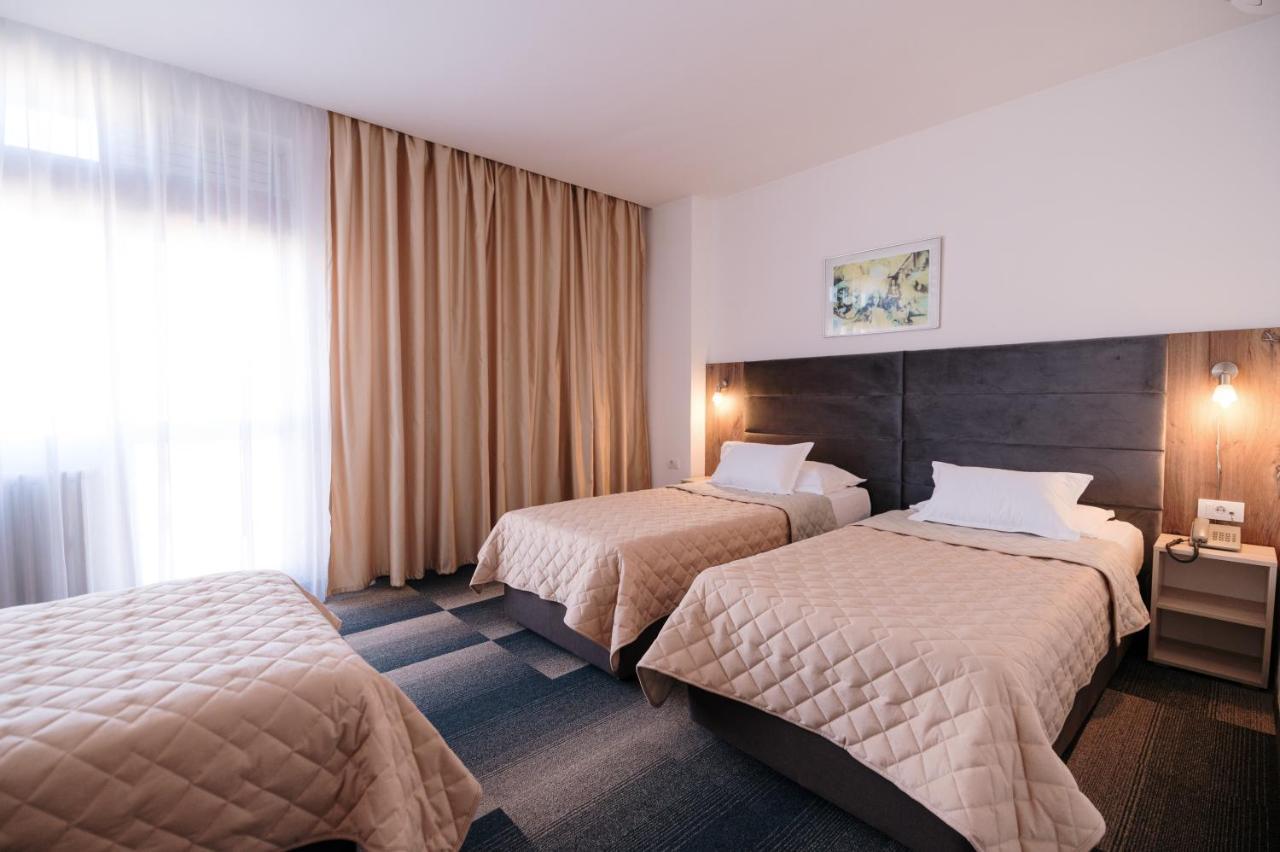 Dreibettzimmer