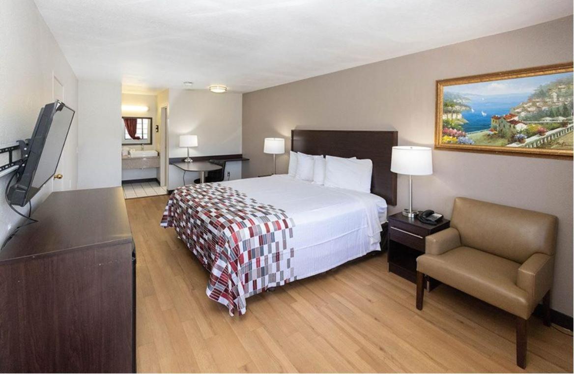 Superior King Room Smoke Free