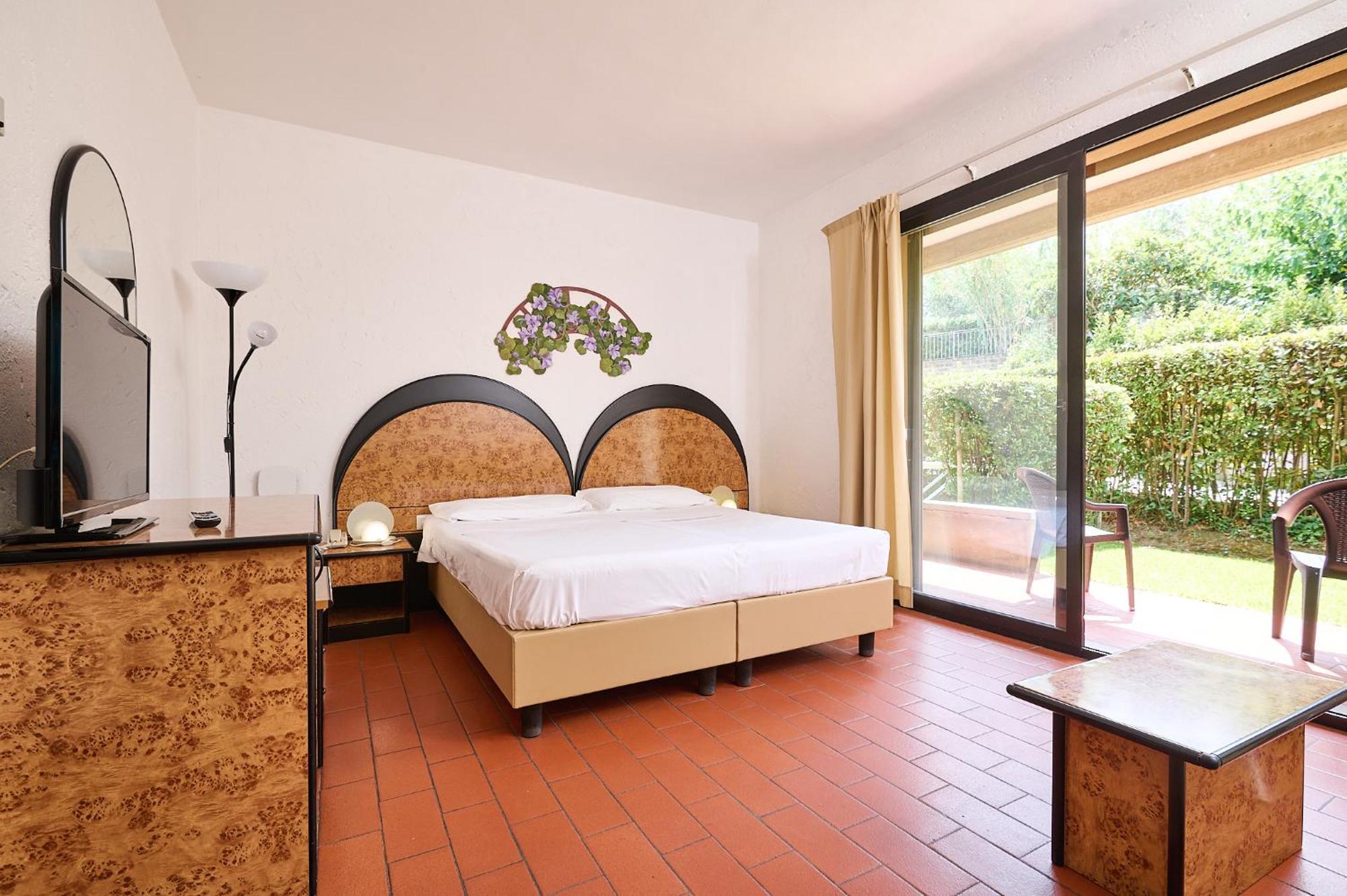Quadruple Room,1499755108:JPEG