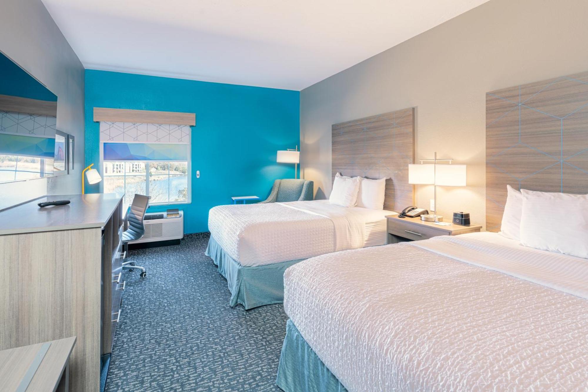 Deluxe Double Room with Two Double Beds