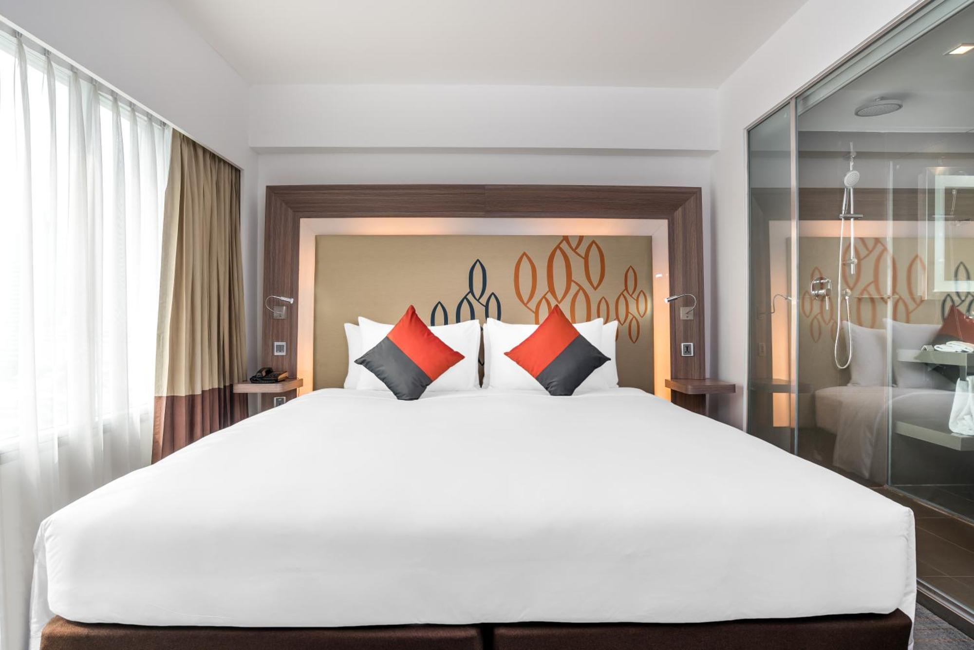 King Guest Room,1526615050:JPEG