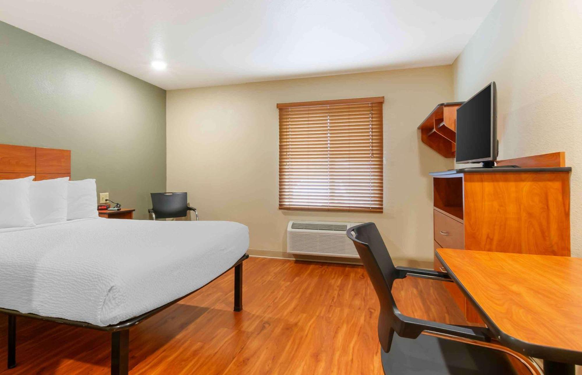 Standard Double Room - Non-Smoking
